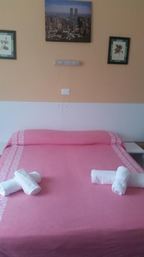 Hotel Manolita Rimini Luaran gambar