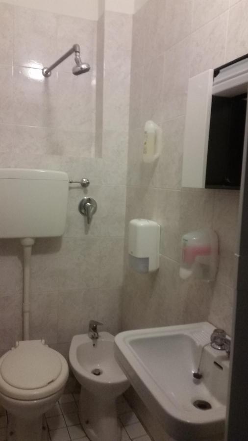 Hotel Manolita Rimini Luaran gambar